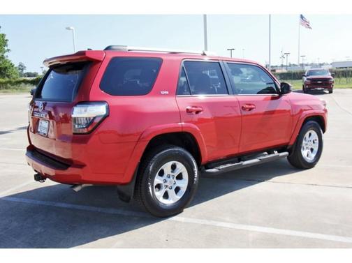 2022 Toyota 4Runner SR5