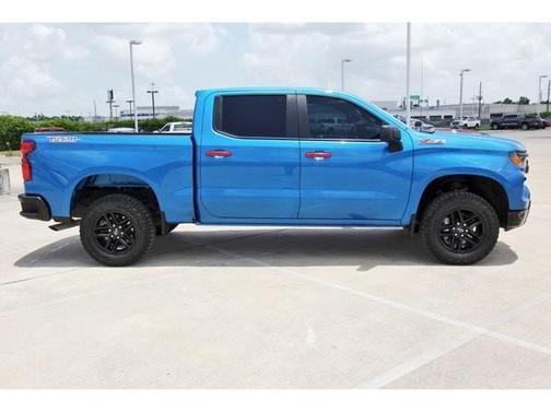 2023 Chevrolet Silverado 1500 Custom Trail Boss
