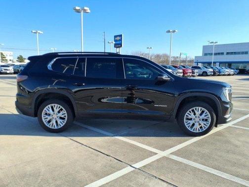 2024 GMC Acadia Elevation