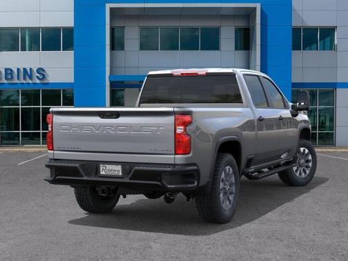 2026 Chevrolet Silverado 2500 Custom