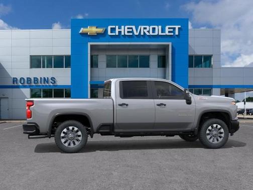 2026 Chevrolet Silverado 2500 Custom