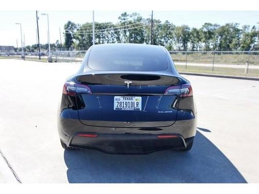 2025 Tesla Model Y Long Range