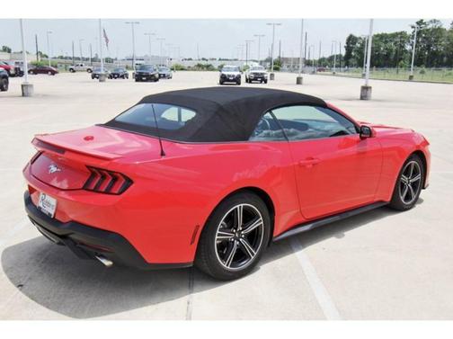 2024 Ford Mustang EcoBoost