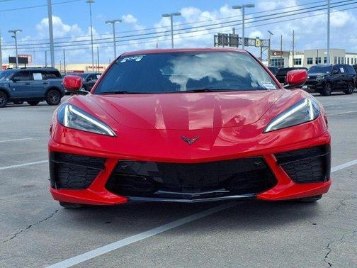 Red 2022 Chevrolet Corvette Stingray w/2LT