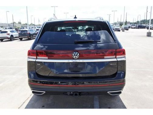 2024 Volkswagen Atlas 2.0T SE