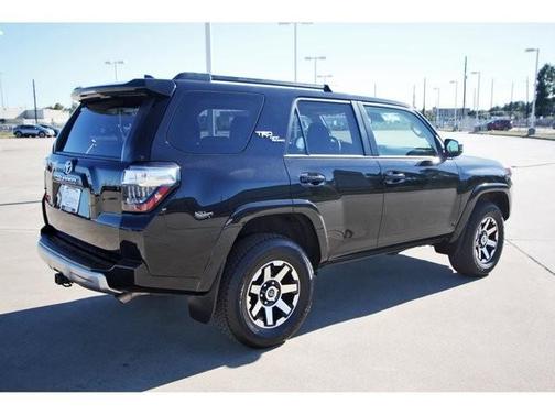 2024 Toyota 4Runner TRD Off Road