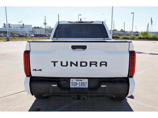 2022 Toyota Tundra SR5
