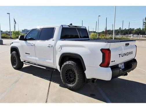 2022 Toyota Tundra SR5