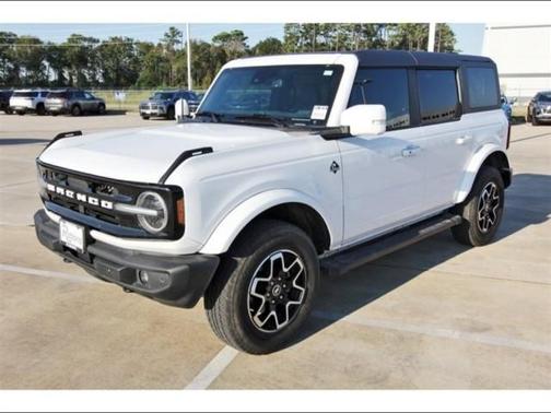 2024 Ford Bronco Outer Banks