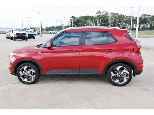 2022 Hyundai VENUE Limited