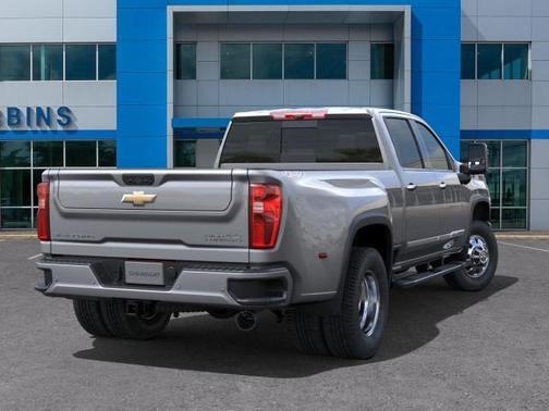 2025 Chevrolet Silverado 3500 High Country