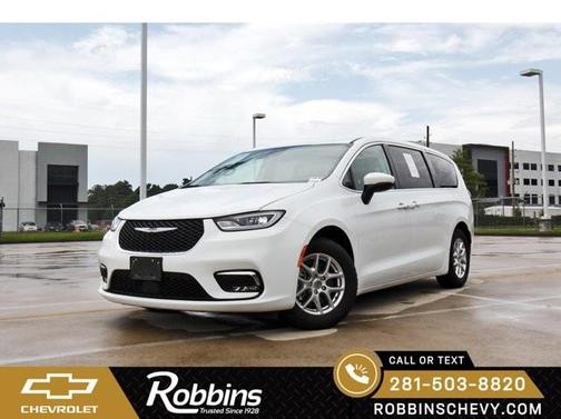 2023 Chrysler Pacifica Touring-L