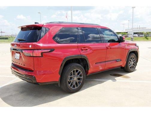 2023 Toyota Sequoia Capstone