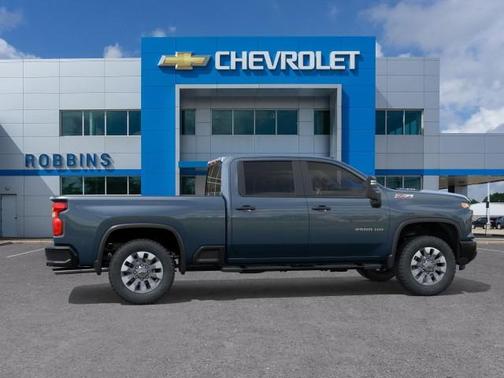 2026 Chevrolet Silverado 2500 Custom