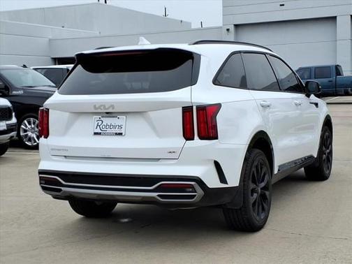 2023 Kia Sorento SX