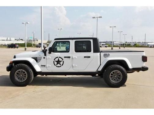 2023 Jeep Gladiator Sport