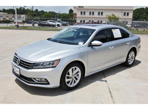 2018 Volkswagen Passat 2.0T SE