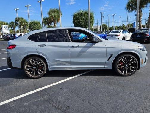 2023 BMW X4 