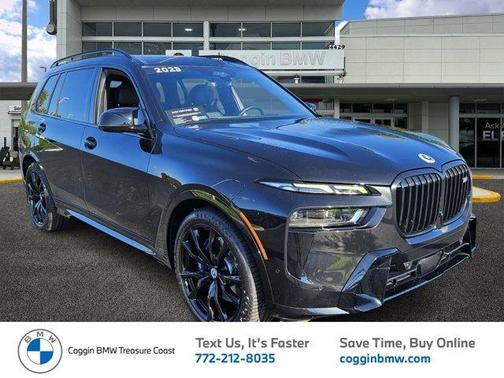 2023 BMW X7