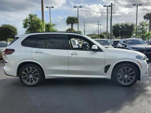 2024 BMW X5 