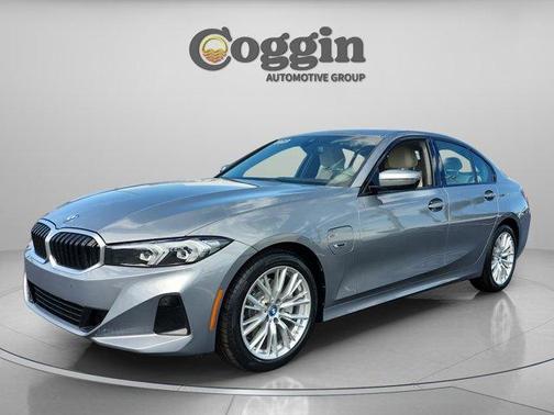 2023 BMW 330e 