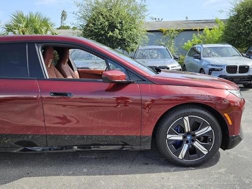 2022 BMW iX