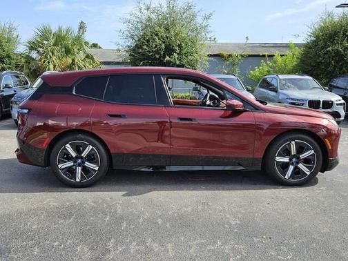 2022 BMW iX