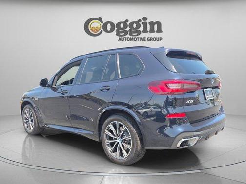 Carbon Black Metallic 2023 BMW X5 PHEV