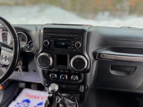 2015 Jeep Wrangler Sport