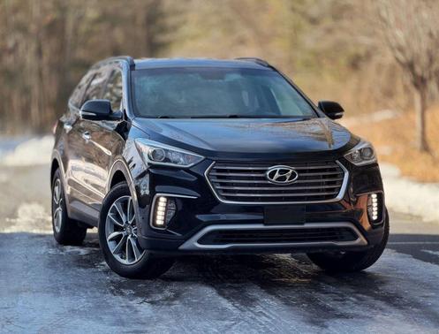 2017 Hyundai SANTA FE SE