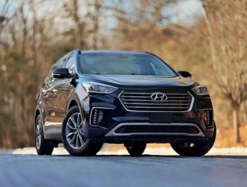 2017 Hyundai SANTA FE SE