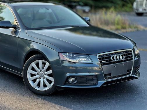 2010 Audi A4 2.0T Premium Plus quattro