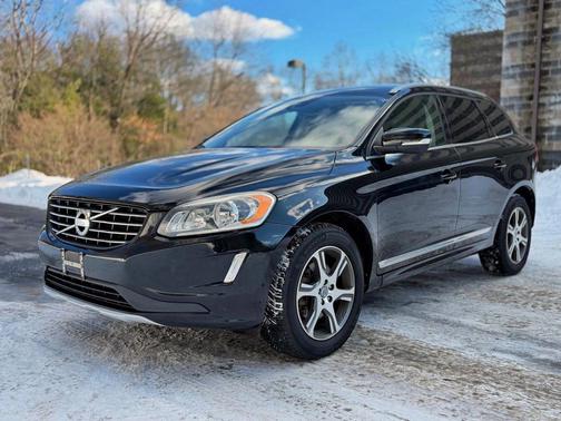 2014 Volvo XC60 T6 R-Design