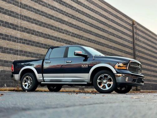 2016 RAM 1500 Laramie