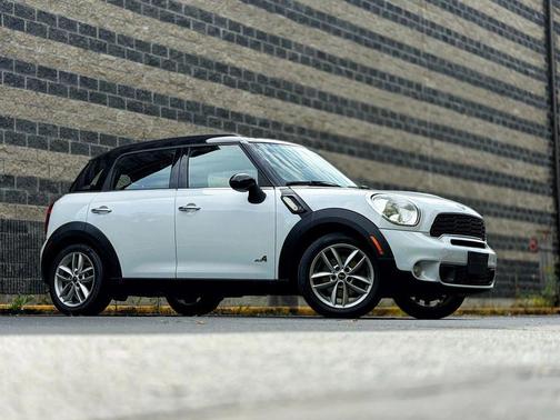 2012 MINI Cooper S Countryman Base