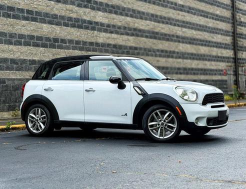2012 MINI Cooper S Countryman Base