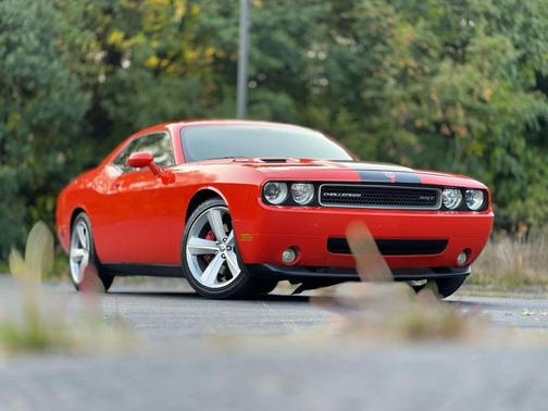 2009 Dodge Challenger SRT8