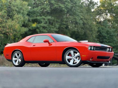 2009 Dodge Challenger SRT8