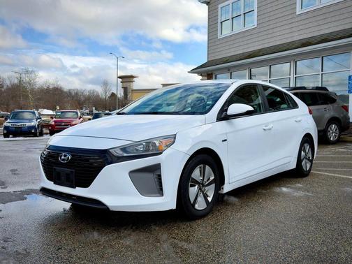 2017 Hyundai IONIQ Hybrid Blue