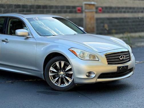 2013 INFINITI M37x Base
