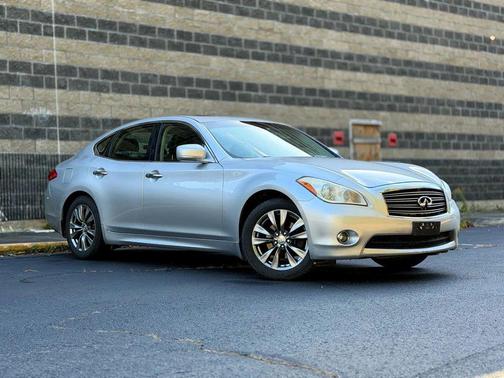 2013 INFINITI M37x Base