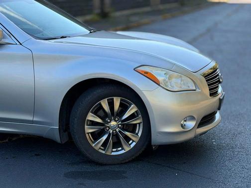 2013 INFINITI M37x Base