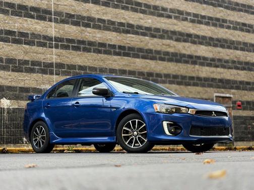 2016 Mitsubishi Lancer SE