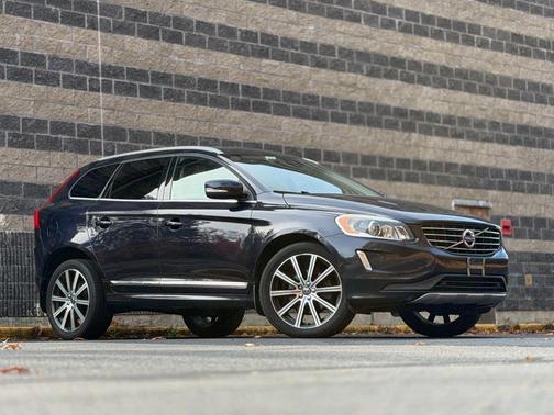 2017 Volvo XC60 T6 Inscription