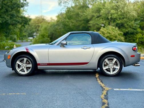 2007 Mazda MX-5 Miata Sport