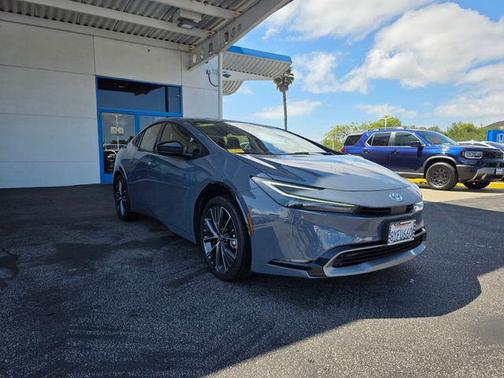 Gray 2024 Toyota Prius XLE
