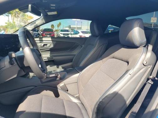 2024 Ford Mustang Dark Horse Fastback