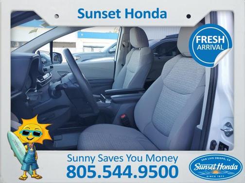 2023 Toyota Sienna LE