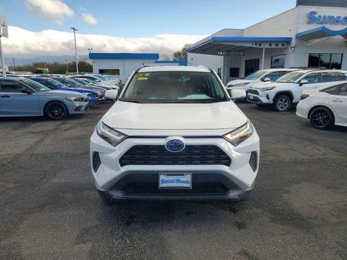 2024 Toyota RAV4 Hybrid XLE