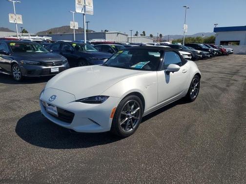 2016 Mazda MX-5 Miata Grand Touring